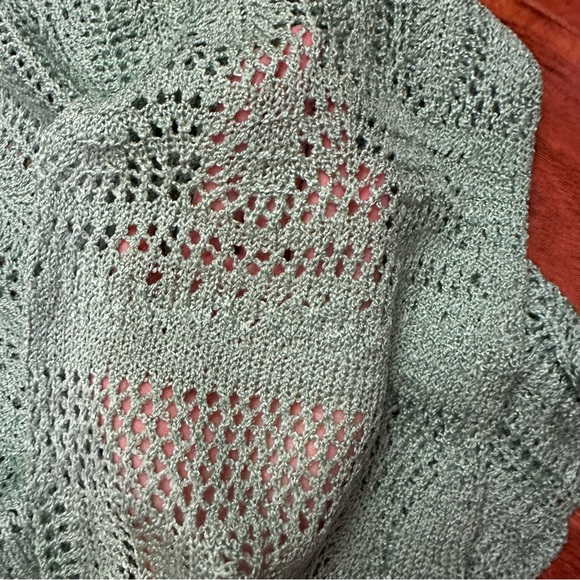 🆕 Sage Scalloped Hem Open Knit Crochet Sweater - Picture 4 of 14
